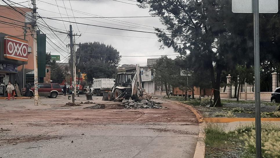 VUELVEN A BLOQUEAR VIALIDAD ARROYO DE LA PLATA