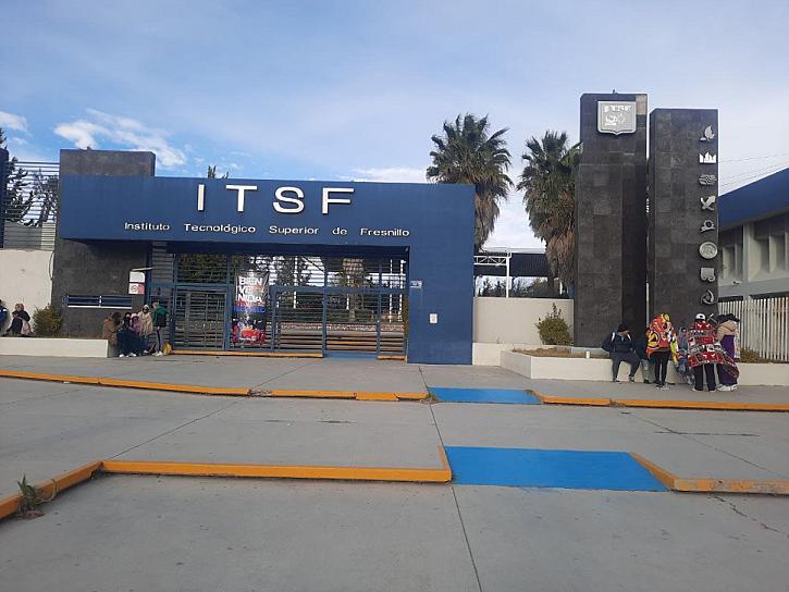 ACUSAN ESTUDIANTES DEL ITSF DE INTROMISIÓN DE LA UPZ EN PARO DE ACTIVIDADES 