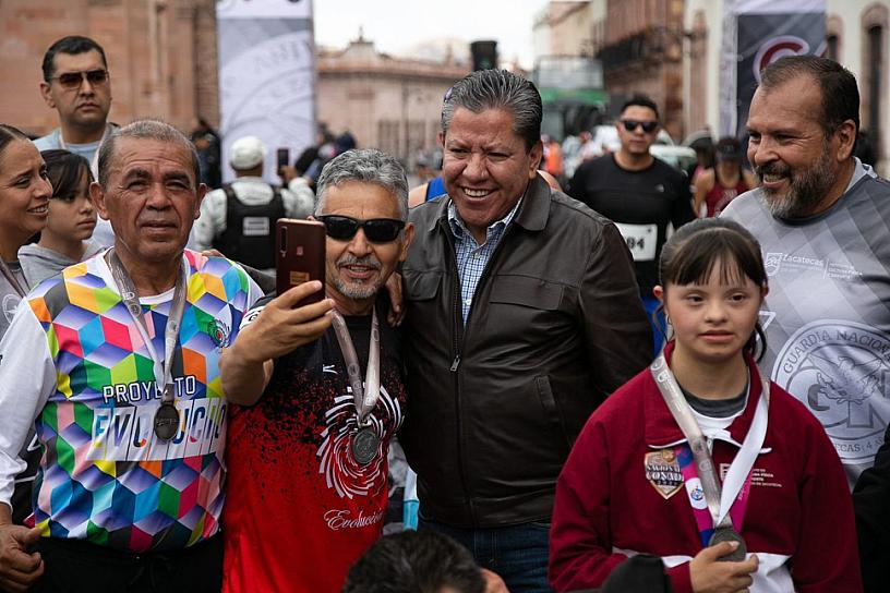 PARTICIPAN CIENTOS DE FAMILIAS EN ACTIVIDADES POR EL 4o ANIVERSARIO DE LA GUARDIA NACIONAL