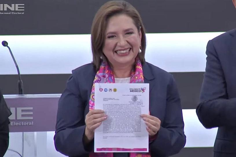 XÓCHITL GÁLVEZ REGISTRA SU CANDIDATURA A LA PRESIDENCIA