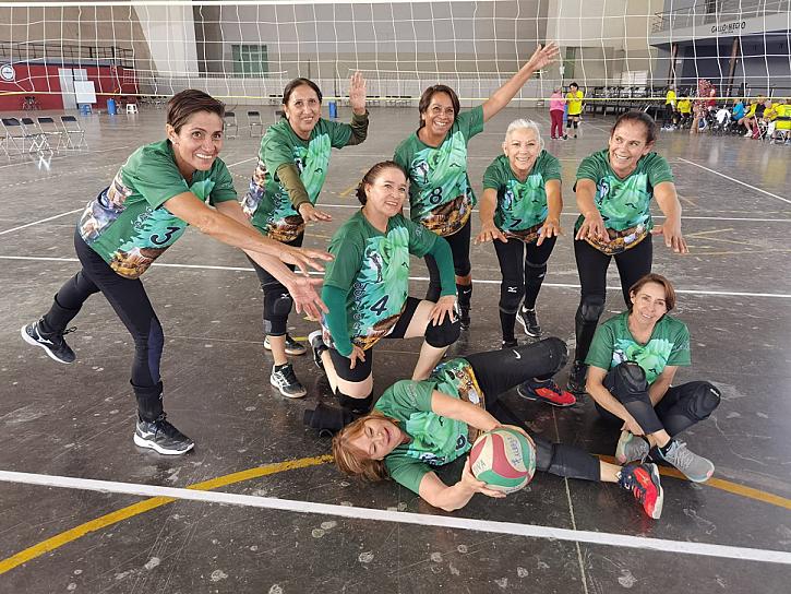 ÉXITO Y CAMARADERÍA EN EL CAMPEONATO NACIONAL DE CACHIBOL 
