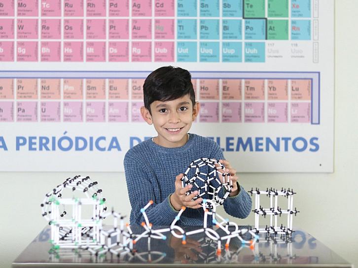 ¿YA SABES QUE HARÁS EN EL PUENTE? VISITA EL ZIGZAG Y DISFRUTA EN FAMILIA 