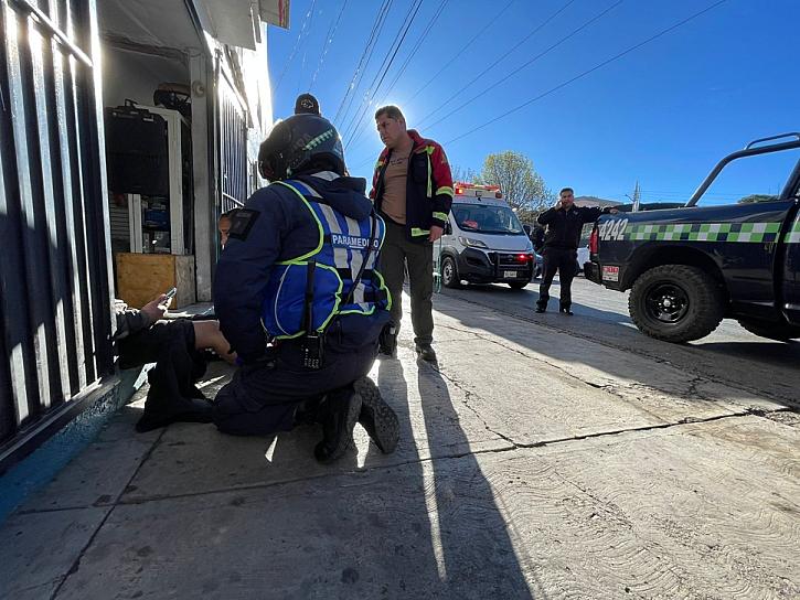 Adolescente ya no alcanzó a ver a su novia porque se cayó de su moto 