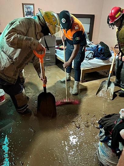 AFECTAN FUERTES LLUVIAS A COMUNIDADES DE PINOS