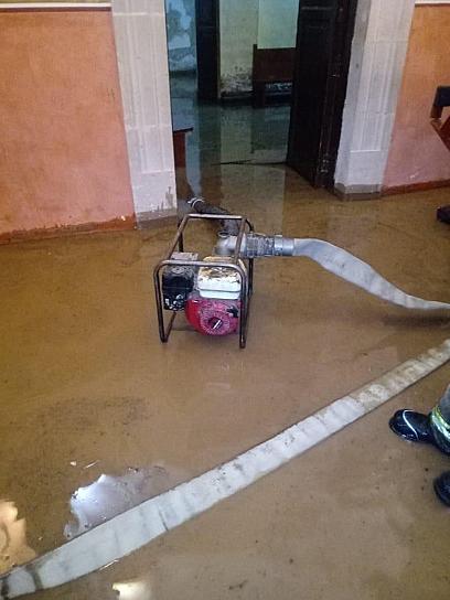 AFECTAN LLUVIAS A VIVIENDAS, IGLESIA Y BIBLIOTECA EN EL MEZQUITE, FRESNILLO 