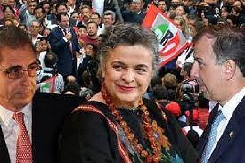 AFIRMA BEATRIZ PAREDES QUE SERÁ RESPETUOSA DE LAS DECISIONES DEL PRI