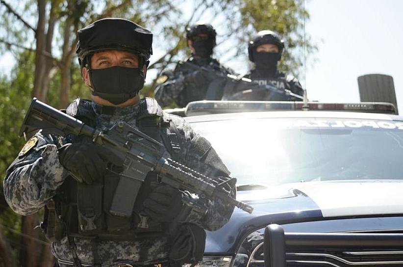 AGREDEN A POLICÍAS METROPOLITANOS EN GUADALUPE