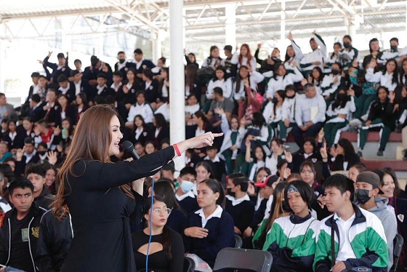 ALERTA GEOVANNA BAÑUELOS A JÓVENES DE RÍO GRANDE