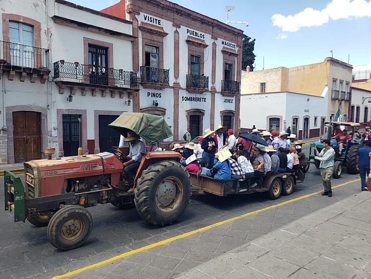 INTENSIFICAN PROTESTAS FRIJOLEROS Y AMENAZAN ESCALAR EN FCZ