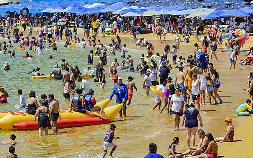 ALERTAN SOBRE LAS 18 PLAYAS MÁS CONTAMINADAS EN MÉXICO EN PLENAS VACACIONES DE VERANO
