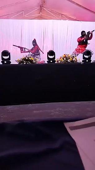 GENERA DEBATE COREOGRAFÍA DE ESTUDIANTES EN MICHOACÁN SOBRE LÍMITES ARTÍSTICOS Y LA VIOLENCIA