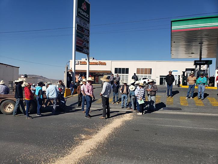 EXIGEN TRANSPARENCIA PRODUCTORES DE FRIJOL Y ENDURECEN PROTESTAS EN ZACATECAS