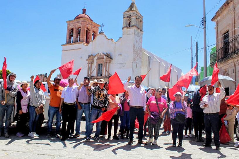 LOGRAN ANTORCHISTAS ACUERDOS CON ALCALDE DE VETAGRANDE PARA APOYOS SOCIALES