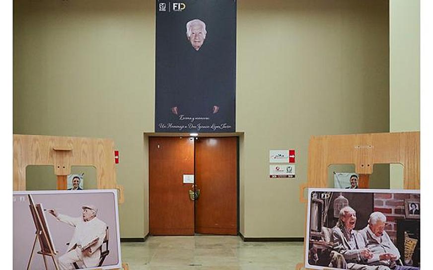 RINDE IMSS HOMENAJE A LÓPEZ TARSO