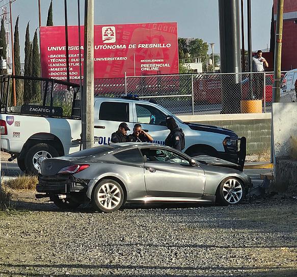 APARATOSO ACCIDENTE EN SALIDA A DURANGO DEJA A MUJER HOSPITALIZADA