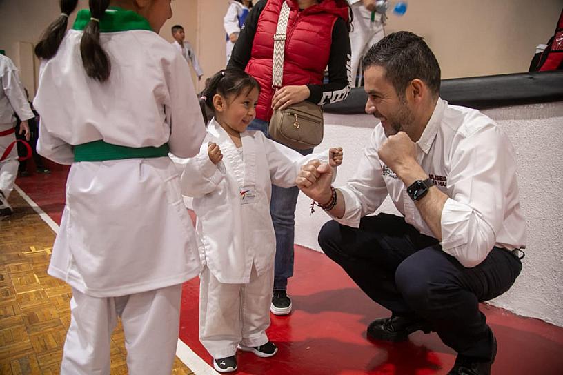 IMPULSA ULISES MEJÍA PROPUESTA PARA MASIFICAR EL DEPORTE