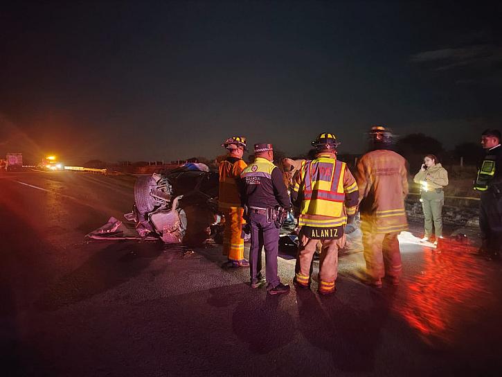MUERE HOMBRE EN ACCIDENTE MÚLTIPLE EN CARRETERA FEDERAL 45