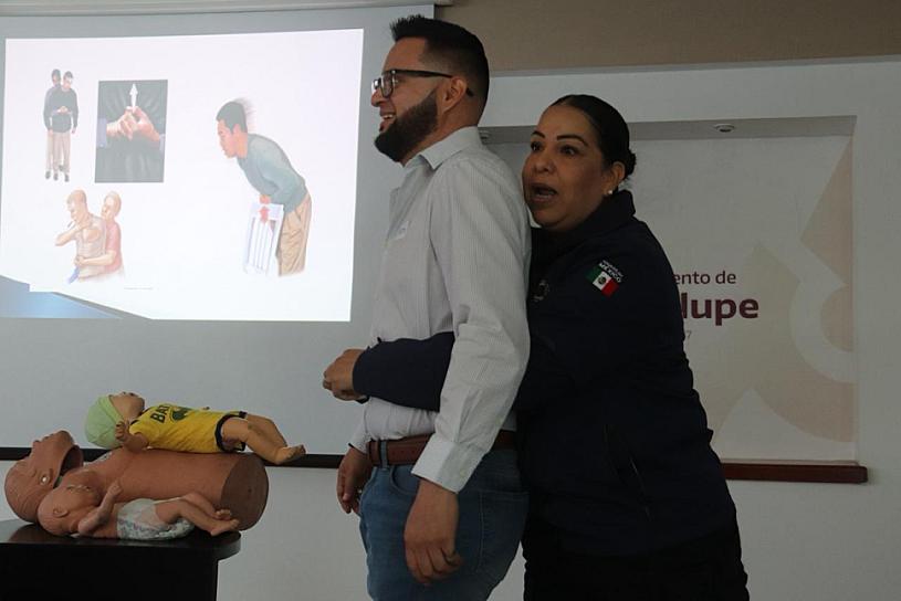 CAPACITA GUADALUPE A SERVIDORES PÚBLICOS EN PRIMEROS AUXILIOS