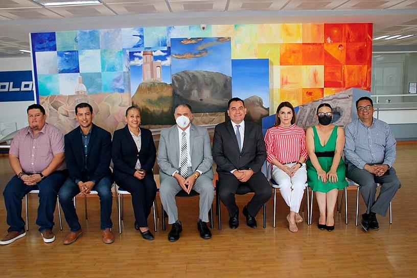 ALIANZA ENTRE COZCYT E ITZ  EN ENSEÑANZA Y EMPRENDIMIENTO 