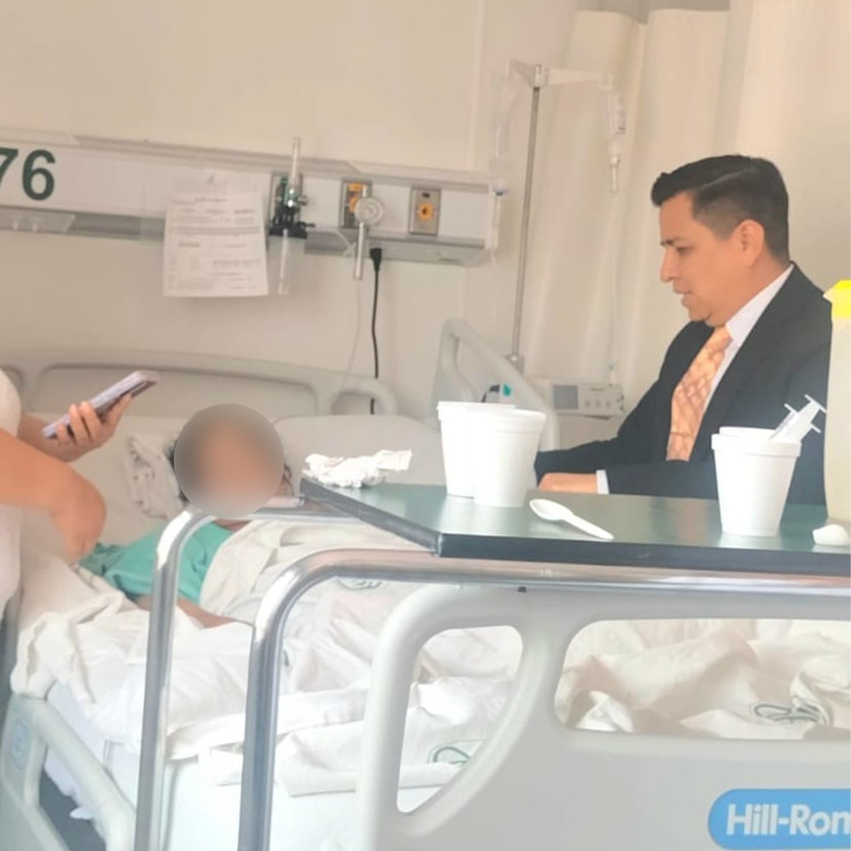 ATIENDE SEDIF A ADULTA MAYOR ABANDONADA EN HOSPITAL