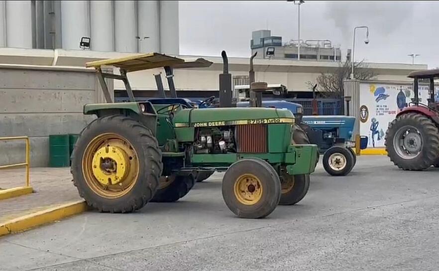 FORTALECEN DIÁLOGO PERMANENTE GOBIERNO Y SECTOR AGRÍCOLA-TRANSPORTISTA