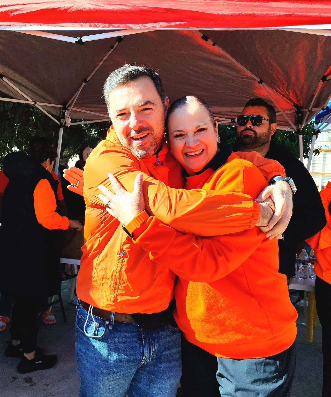 - Vamos a pintar la capital de naranja