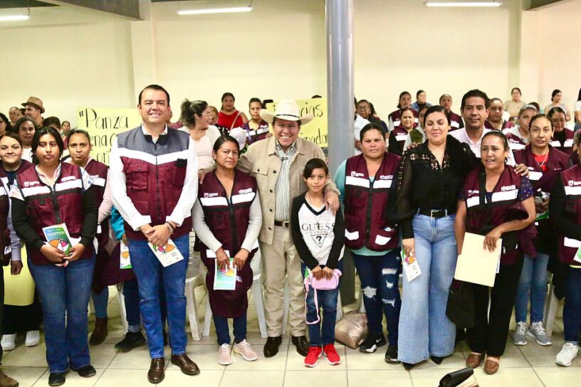 SE REÚNE DMA CON COMITÉS DE CORAZÓN CONTENTO EN MIGUEL AUZA Y FRESNILLO
