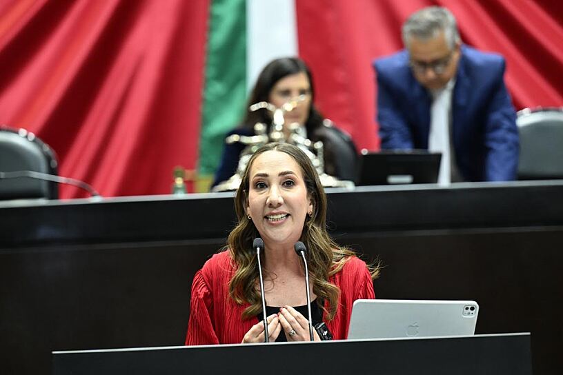 NOEMÍ LUNA, EN CONTRA DEL PLAN B