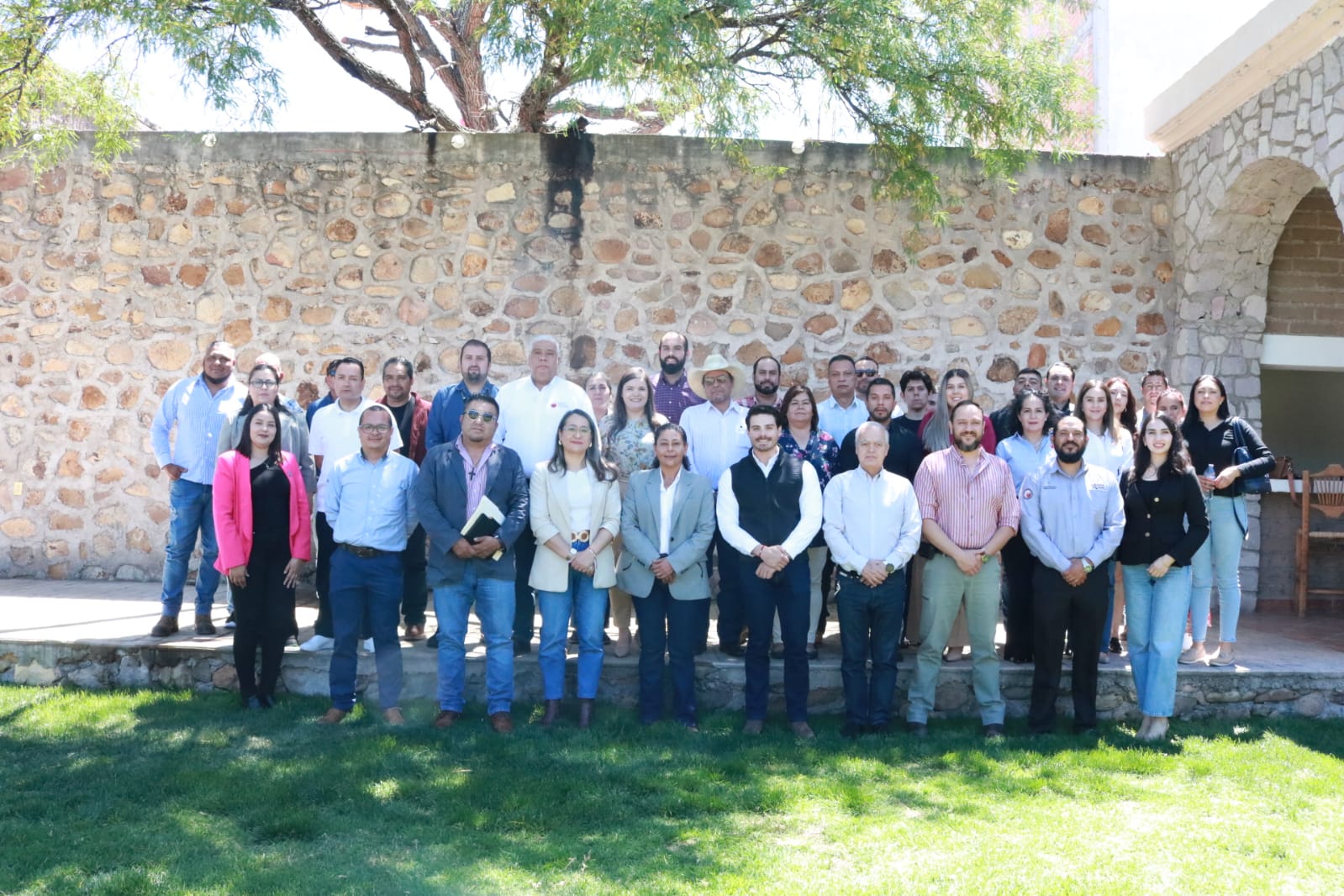 ACERCAN PROGRAMAS DE DESARROLLO REGIONAL Y TERRITORIAL A MUNICIPIOS   