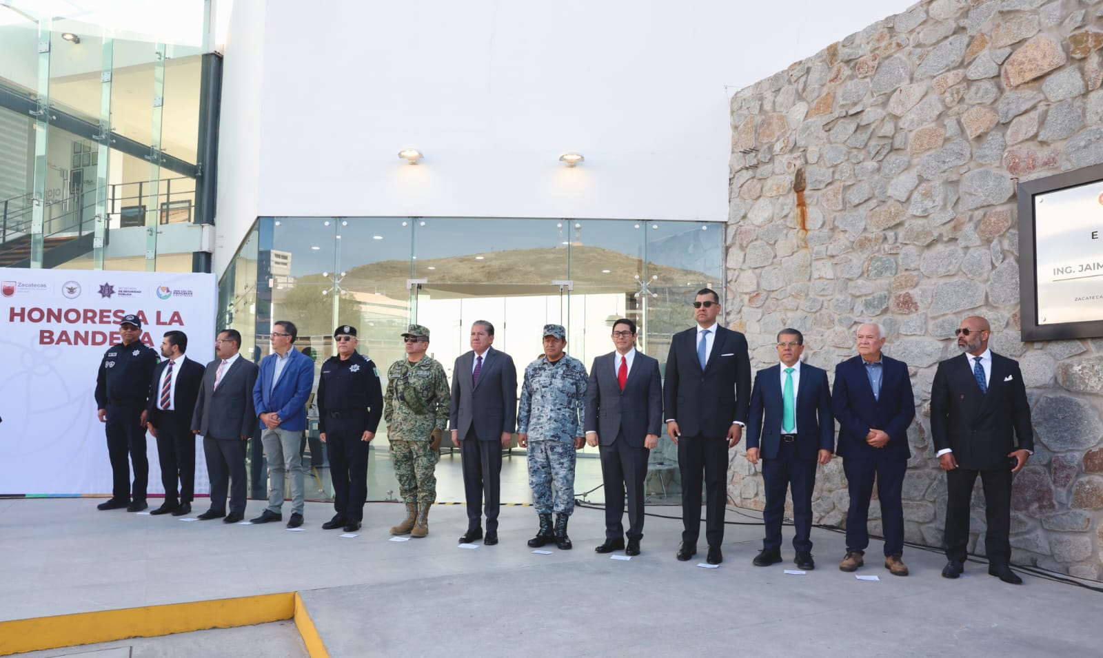 REAFIRMA DAVID MONREAL RESPALDO A SECTOR MINERO 