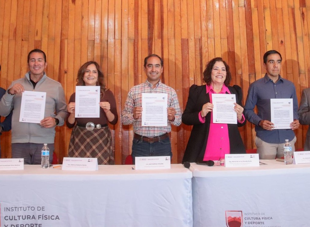 FORTALECE PEPE SALDÍVAR INFRAESTRUCTURA DEPORTIVA CON CONVENIO SEDATU