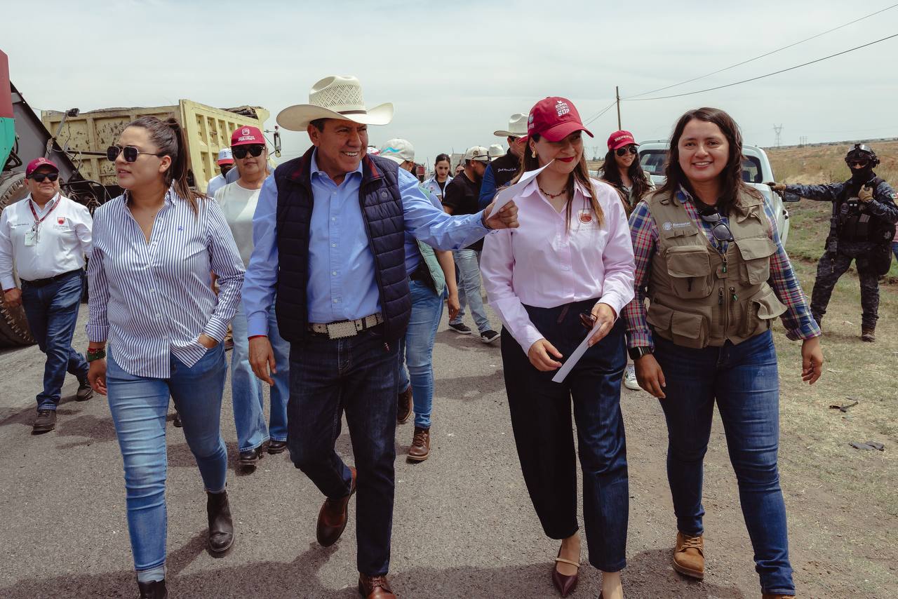 SUPERVISA DAVID MONREAL OBRAS DE REHABILITACIÓN EN LA CARRETERA ENRIQUE ESTRADA-FRESNILLO