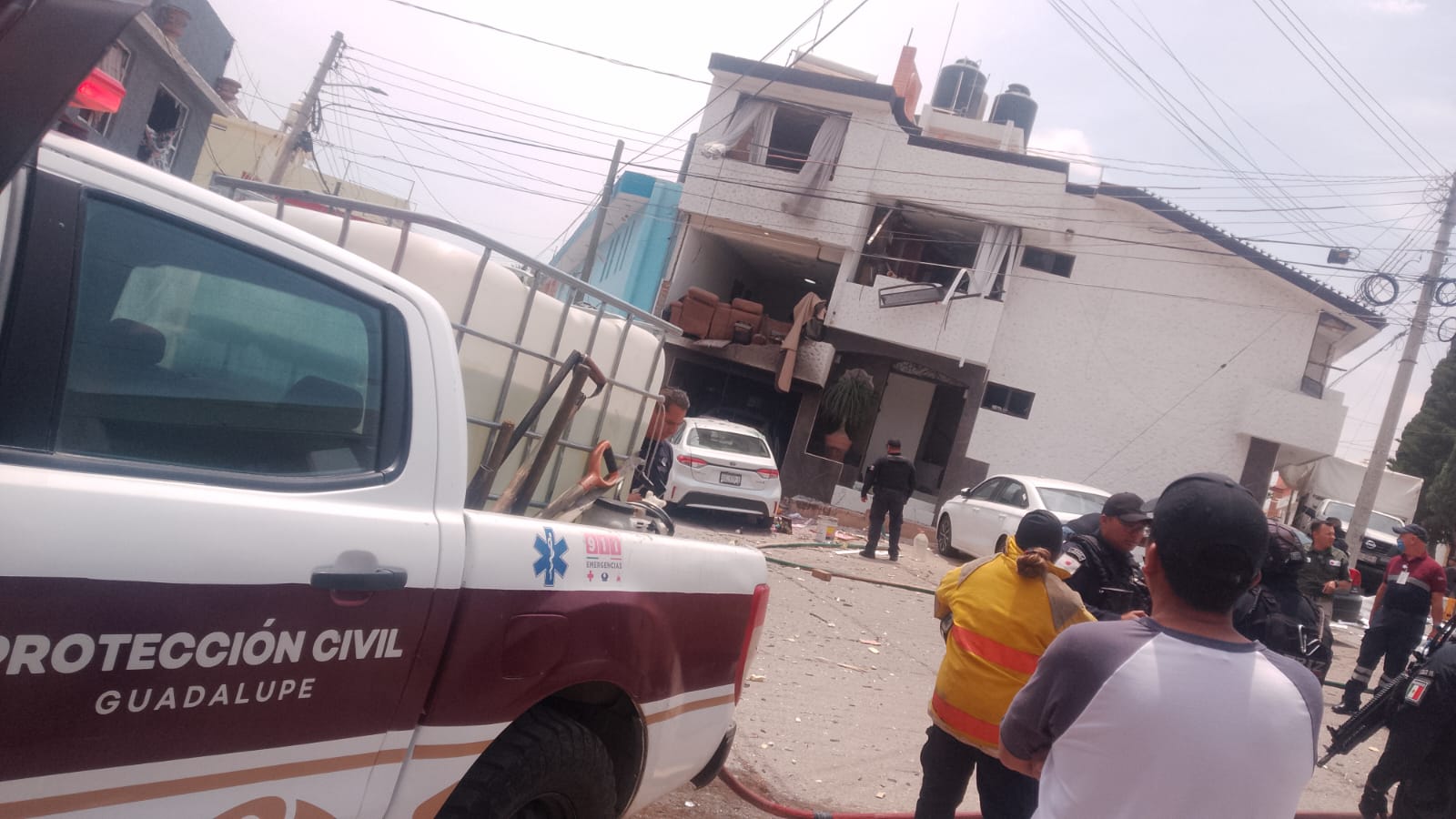 DEJA VARIOS LESIONADOS EXPLOSIÓN POR ACUMULACIÓN DE GAS EN COLONIA LA VICTORIA DE GUADALUPE