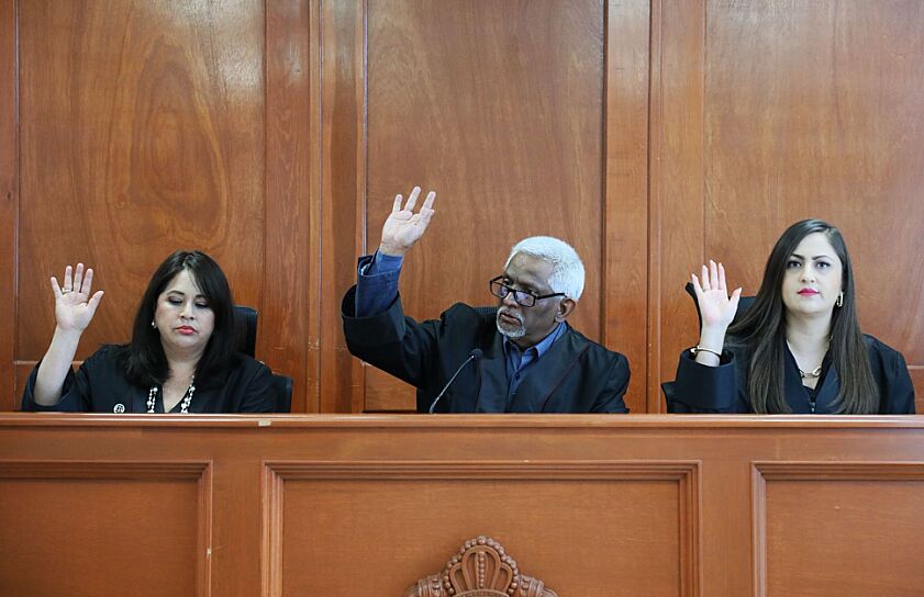 CELEBRA TRIBUNAL DE DISCIPLINA SESIÓN EXTRAORDINARIA Y EMITE RESOLUCIONES