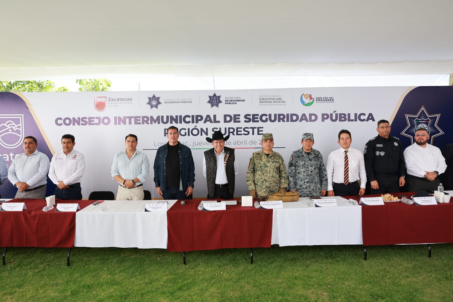 ENCABEZA DAVID MONREAL CONSEJO REGIONAL DE SEGURIDAD PÚBLICA EN LORETO