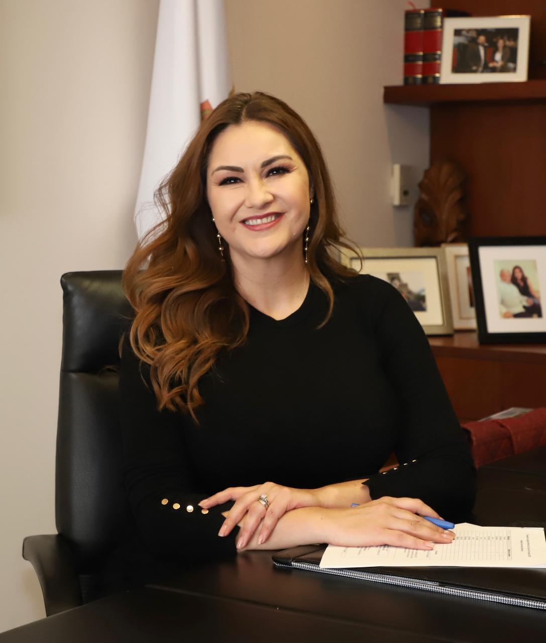 EXHORTA GEOVANNA BAÑUELOS A FORTALECER LECTURA DIGITAL