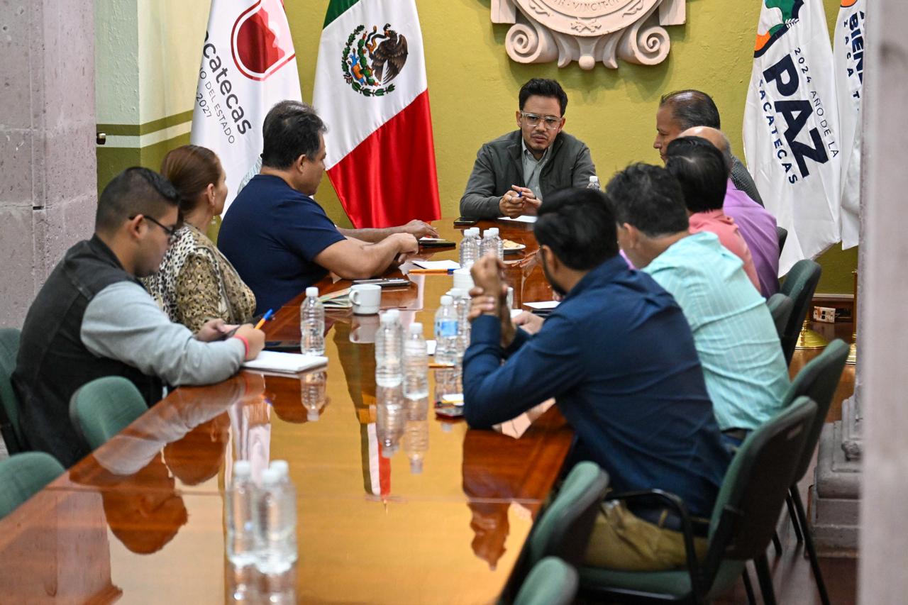 MANTIENE GOBIERNO DE ZACATECAS DIÁLOGO CON TRANSPORTISTAS