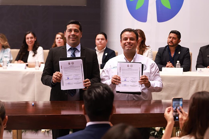 FIRMA MIGUEL VARELA HERMANAMIENTO CON AGUASCALIENTES