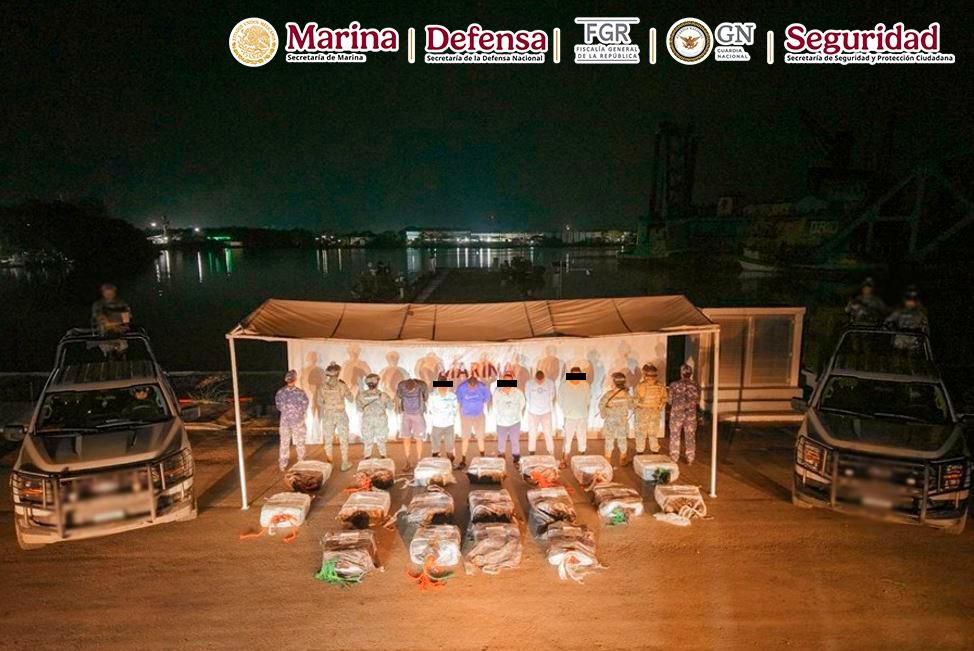 ASEGURAN AUTORIDADES CASI UNA TONELADA DE COCAÍNA EN CHIAPAS