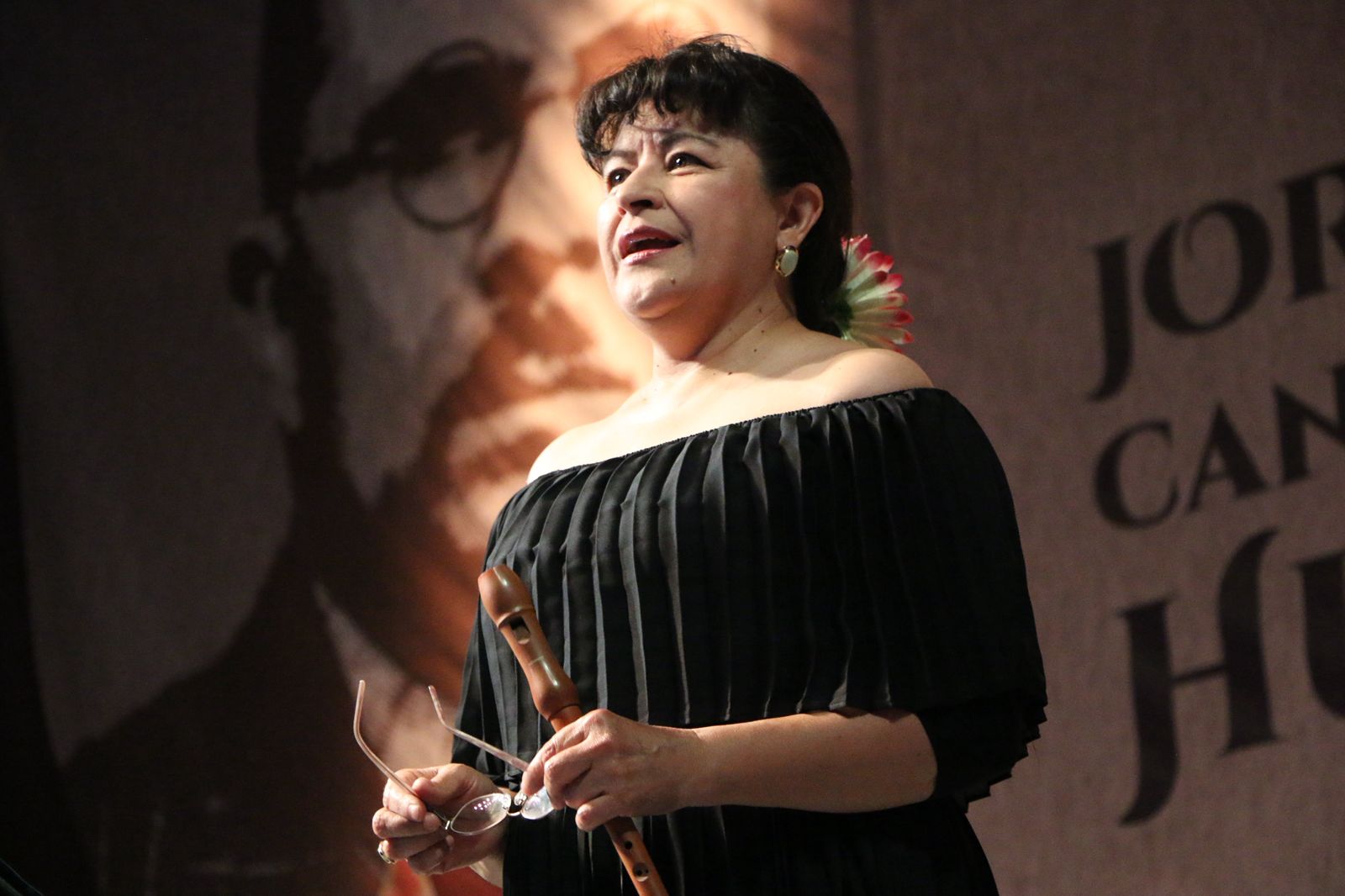 OTORGARÁ GOBIERNO MEDALLA A SONIA MEDRANO RUIZ