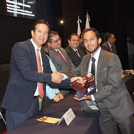 ALUMNO DE LA UAZ PARTICIPA EN CONGRESO INTERNACIONAL EN CANADÁ 