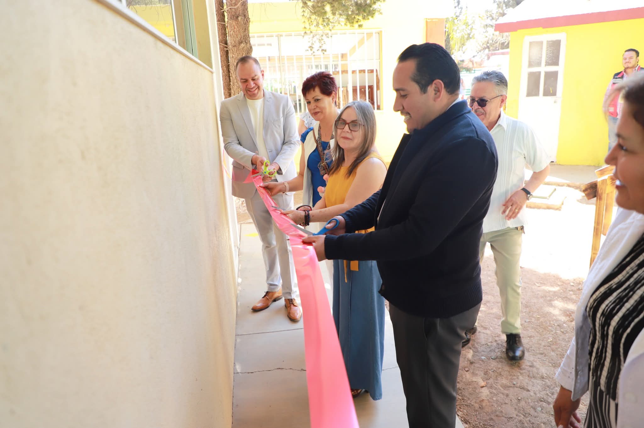 INAUGURAN PLAZA CÍVICA Y NUEVOS ESPACIOS EN EL PREESCOLAR ENRIQUE LAUBSCHER