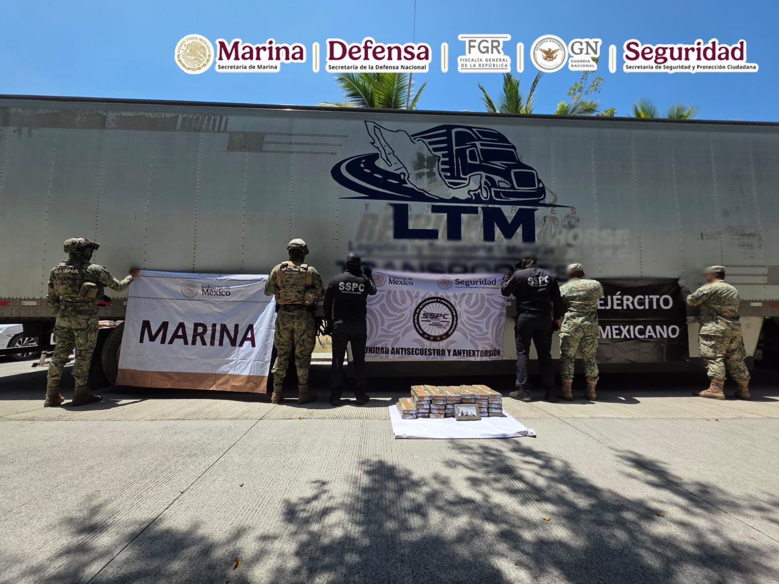 ASEGURAN COCAÍNA OCULTA EN TRACTOCAMIÓN EN COLIMA