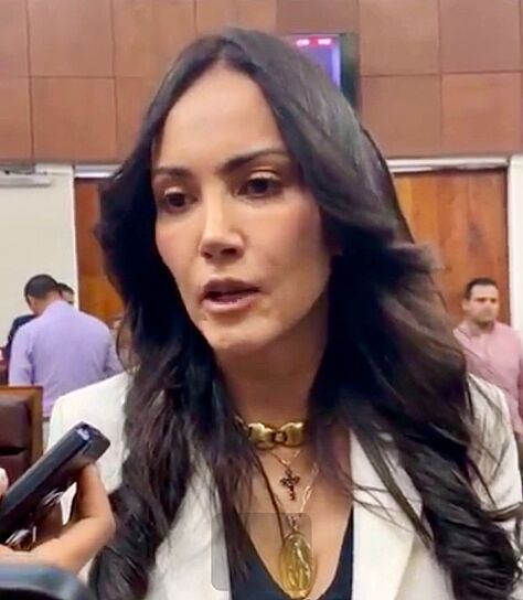 ASUME VERÓNICA HERNÁNDEZ TITULARIDAD DE LA ASE