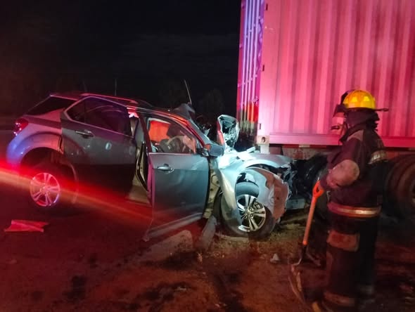 ACCIDENTE EN TRAMO ZACATECAS – CALERA DEJA SIN VIDA A DOS MUJERES 