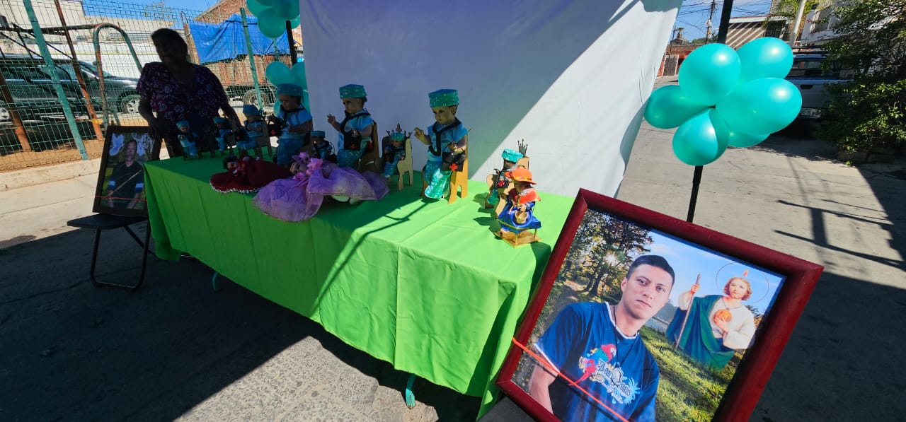 REALIZAN RELIQUIA EN HONOR AL NIÑO DOCTOR