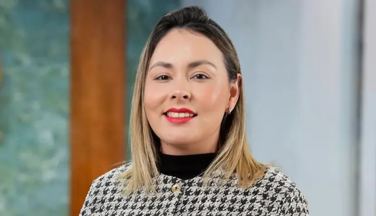 DESIGNAN A YERALDINE BONILLA COMO GOBERNADORA INTERINA DE SINALOA