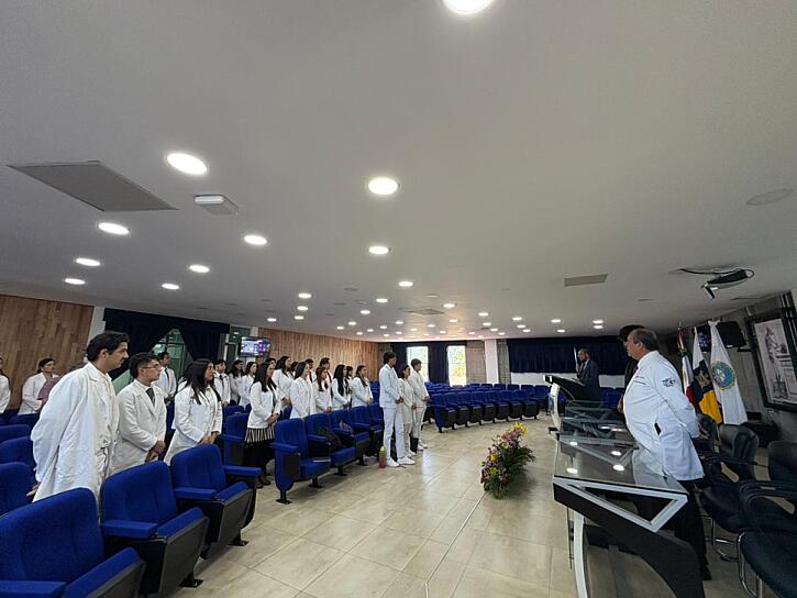 DEBATEN ESTUDIANTES Y EXPERTOS SOBRE LA REFORMA A LA LEY GENERAL DE SALUD