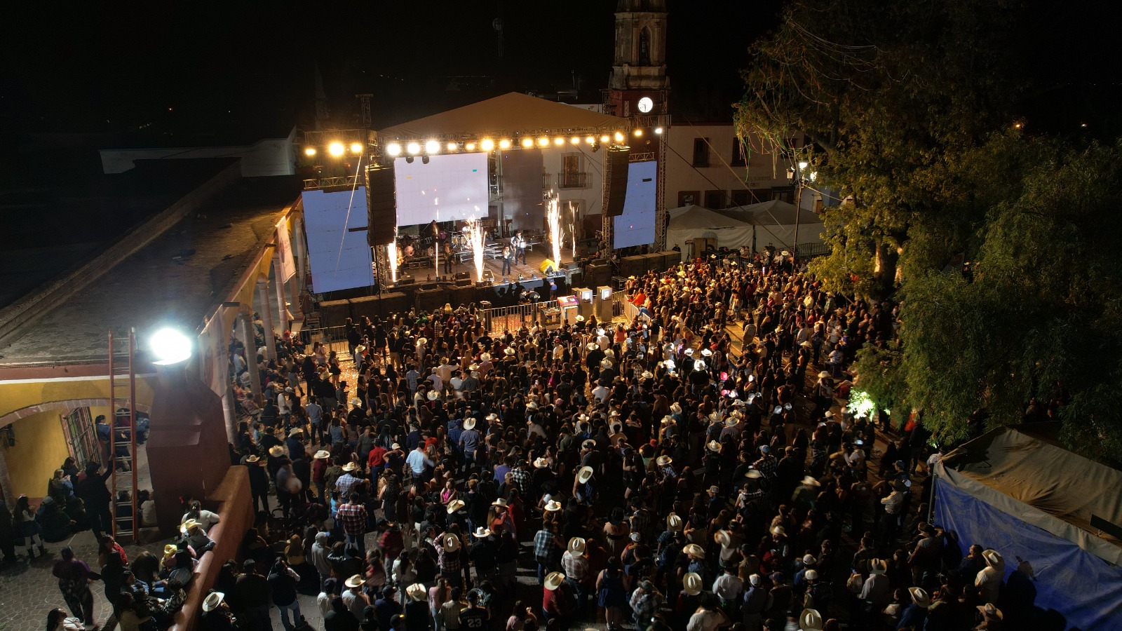 SE LLENA PINOS DE MÚSICA Y BAILE CON EL FESTIVAL DE LA PAZ, BIENESTAR Y PROGRESO