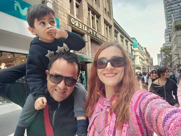 MADRE Y ESTUDIANTE: ENTRE CLASES Y CUIDADOS